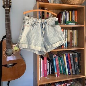 New high rise Mom shorts. Never worn